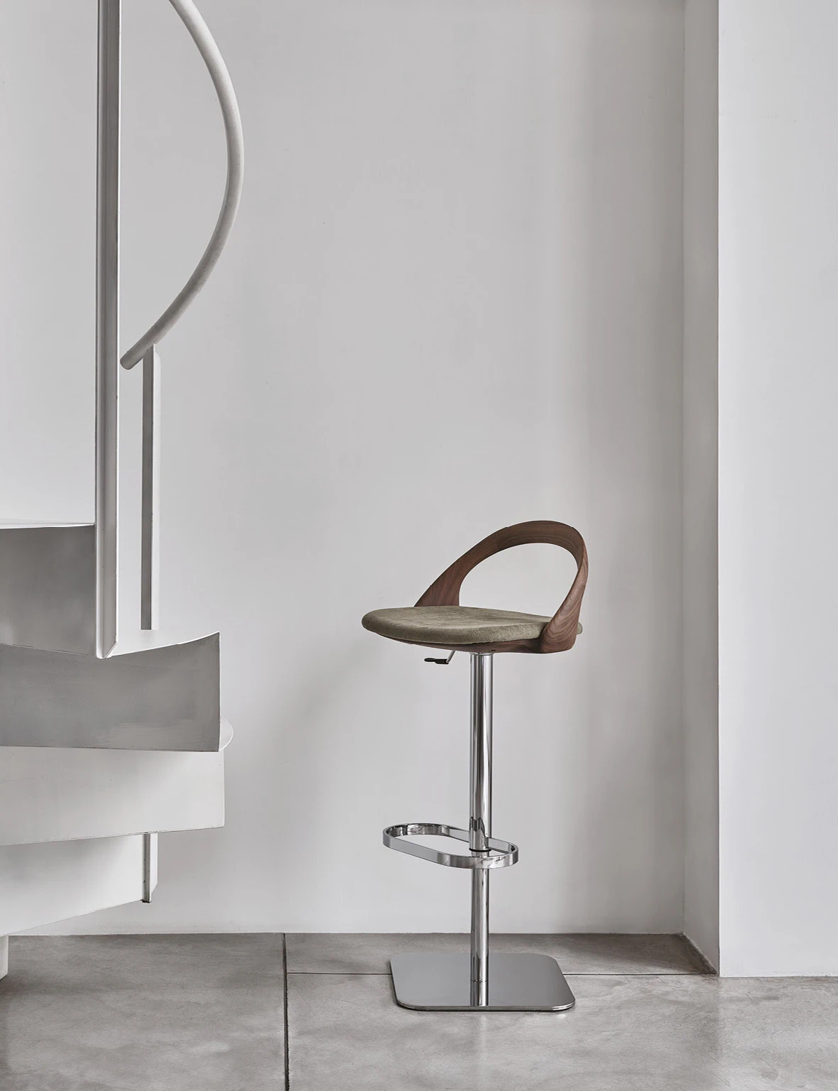 Барный стул Ester Sgabello Lift — Porada, ткань, фото 4