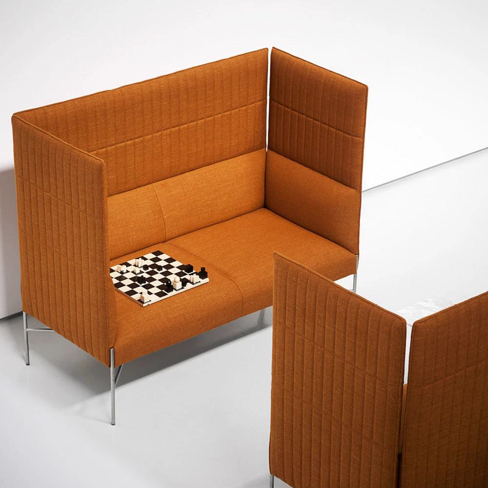 Каркас и наполнение: металл. Современный дизайн Диван Chill-Out High — Tacchini, металл
