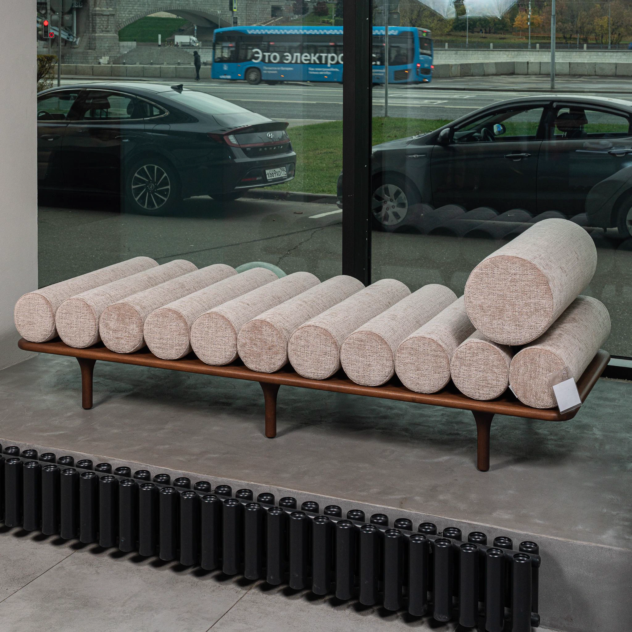 Шезлонг с подголовником Five to Nine — Tacchini, кожа, фото 2