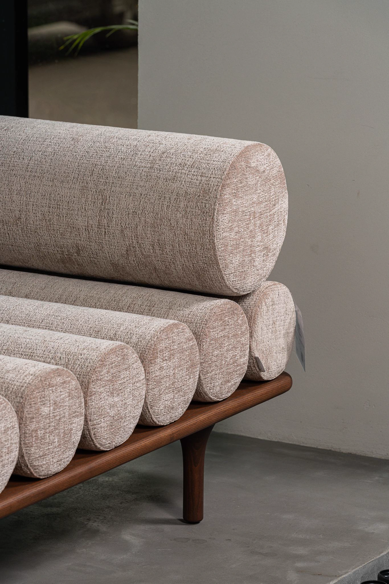Шезлонг с подголовником Five to Nine — Tacchini, кожа, фото 6
