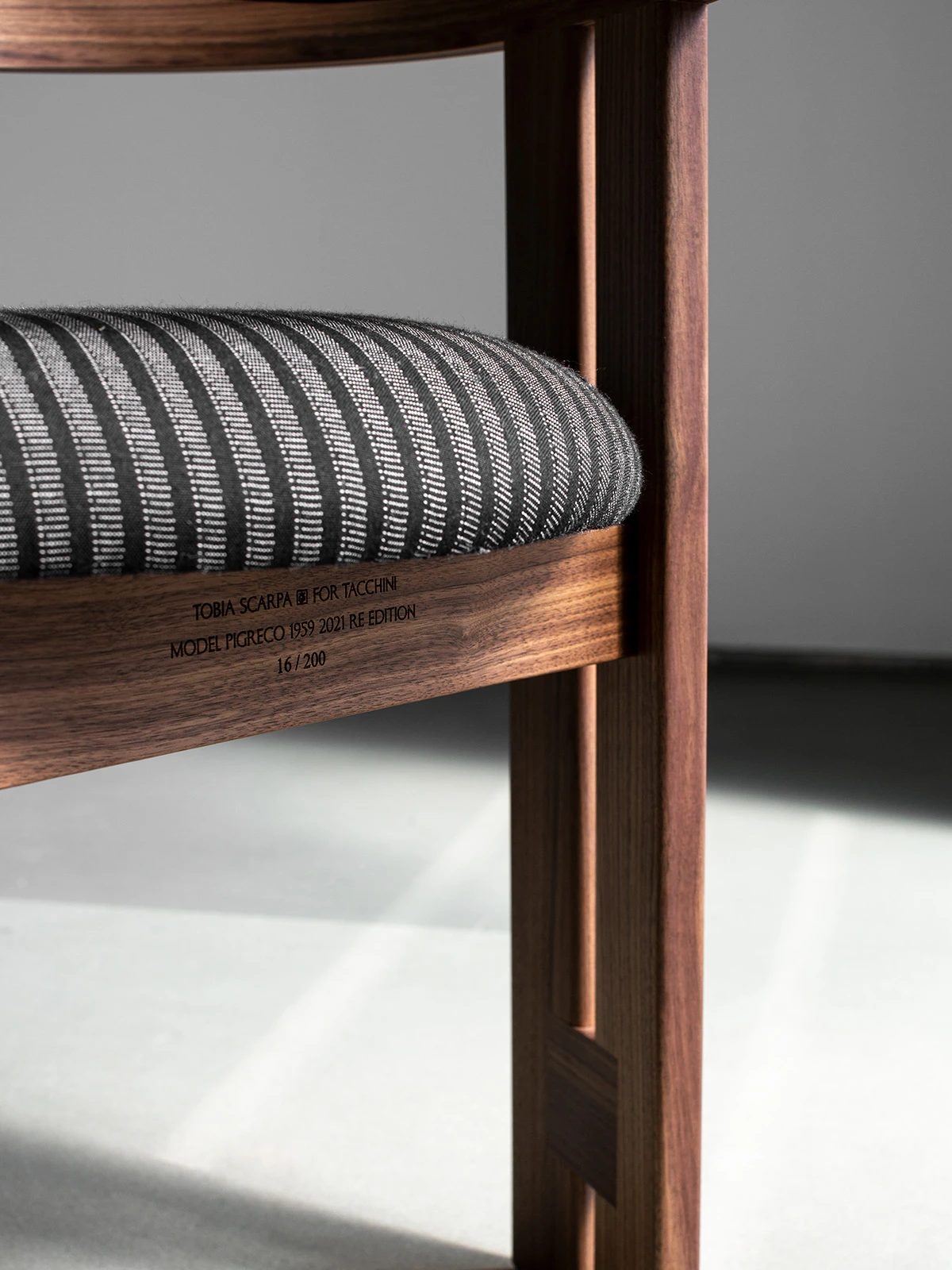 Кресло Pigreco Numbered — Tacchini, дерево, фото 5