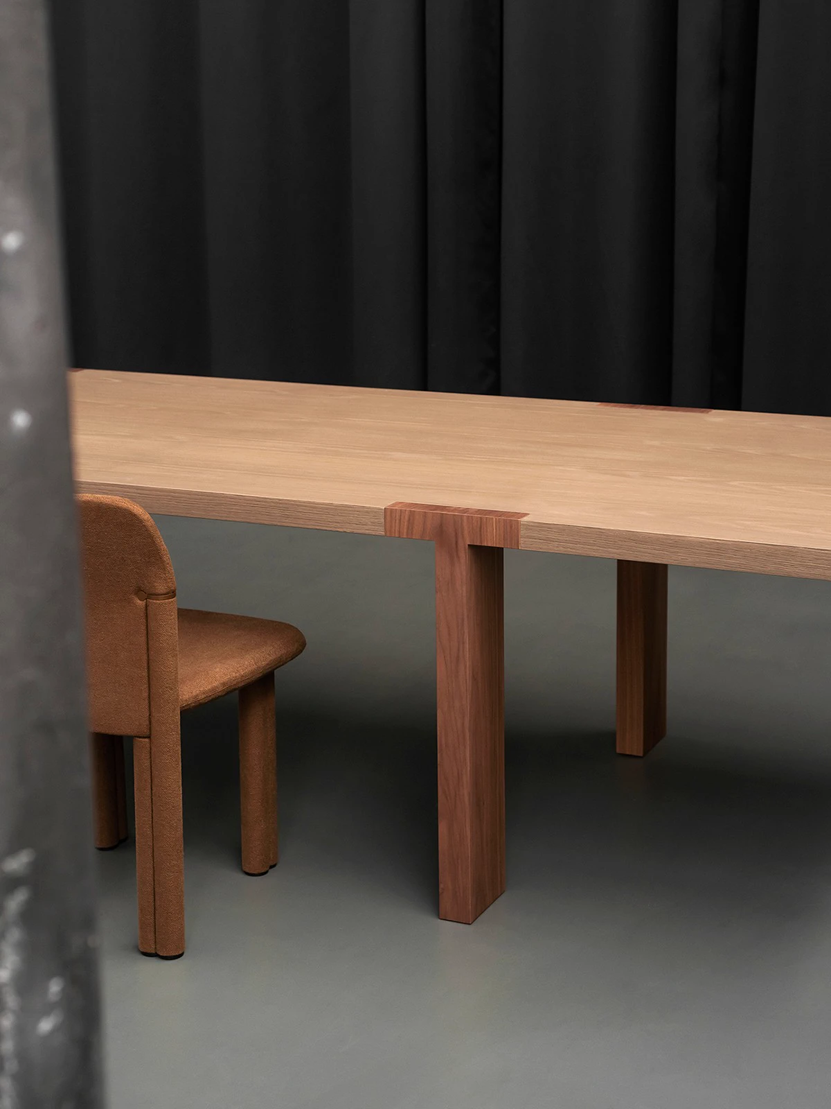 Каркас и наполнение: дерево. Современный дизайн Стол T–Table — Tacchini, дерево, фото 6