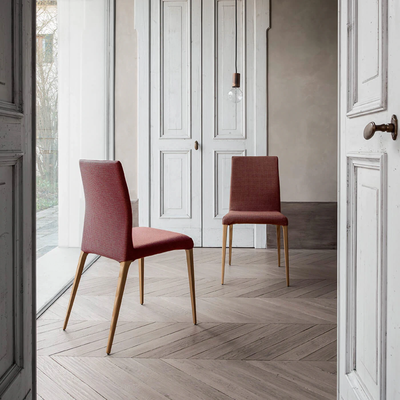 Стул Aragona 7209 — Tonin Casa, нубук