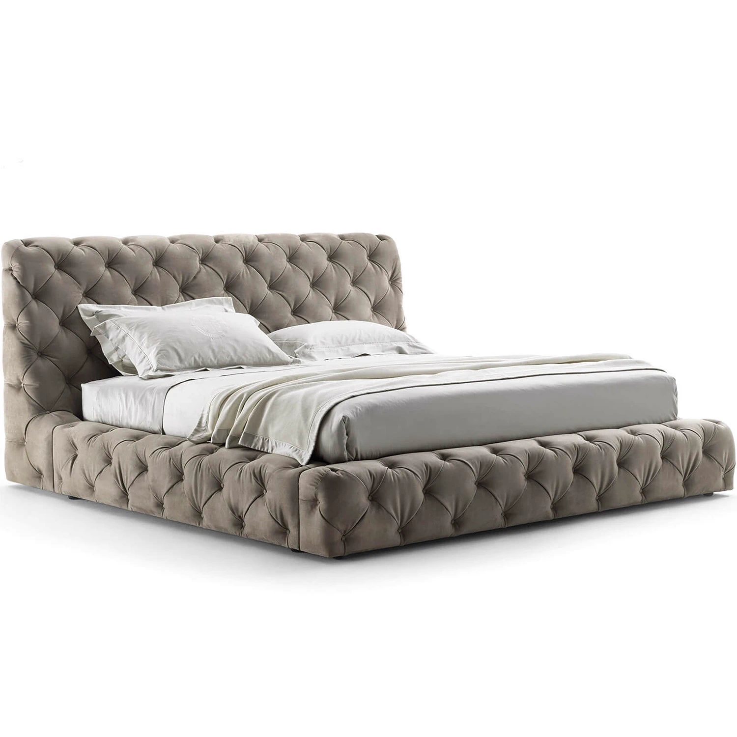 Кровать Caracciolo — Vittoria Frigerio, кожа