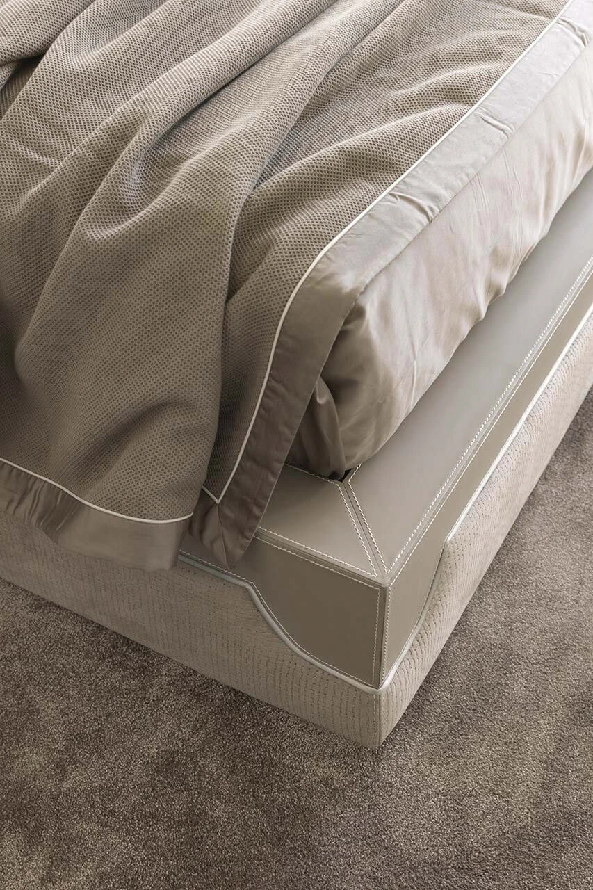 Кровать Corio — Vittoria Frigerio, кожа, фото 6