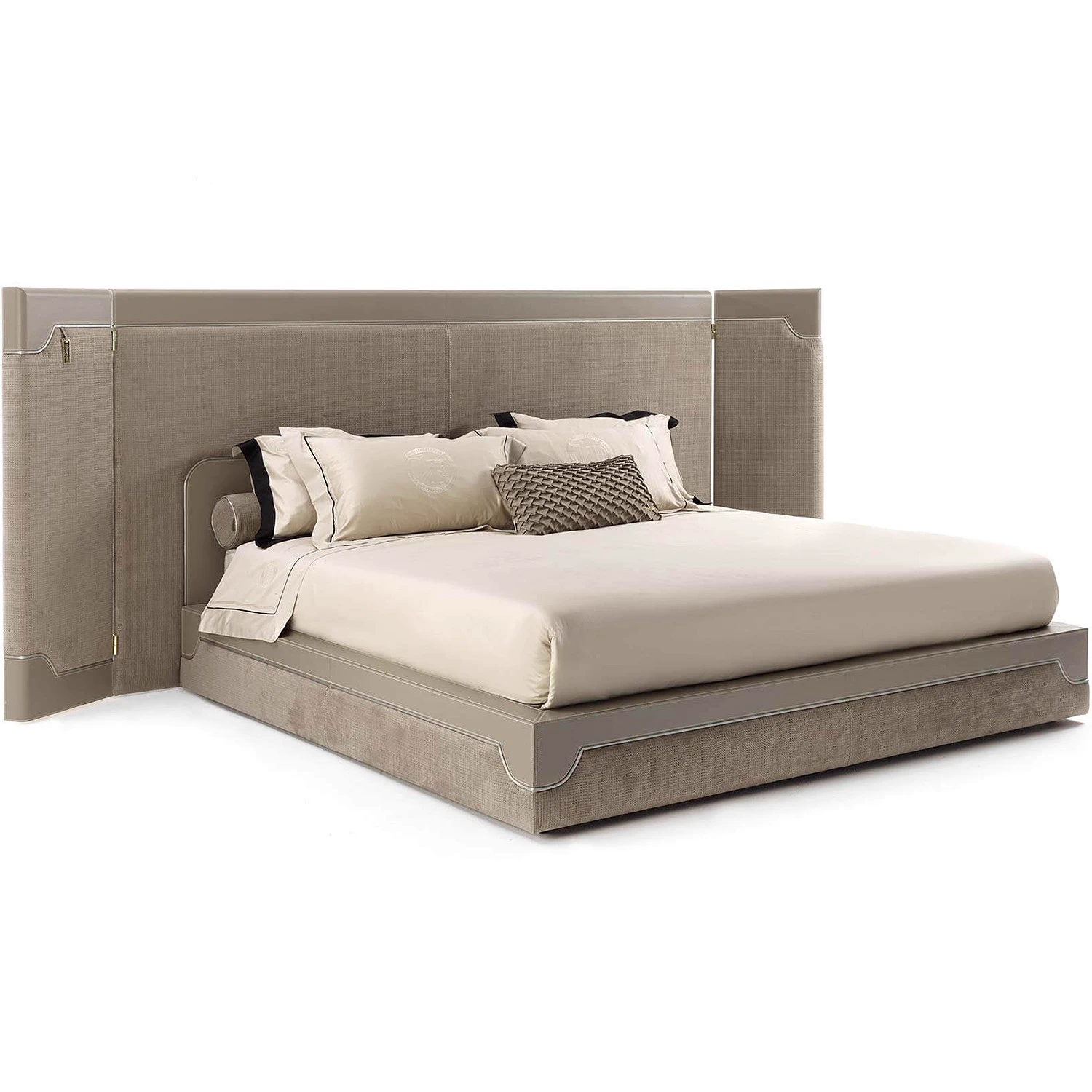 Кровать Corio — Vittoria Frigerio, кожа