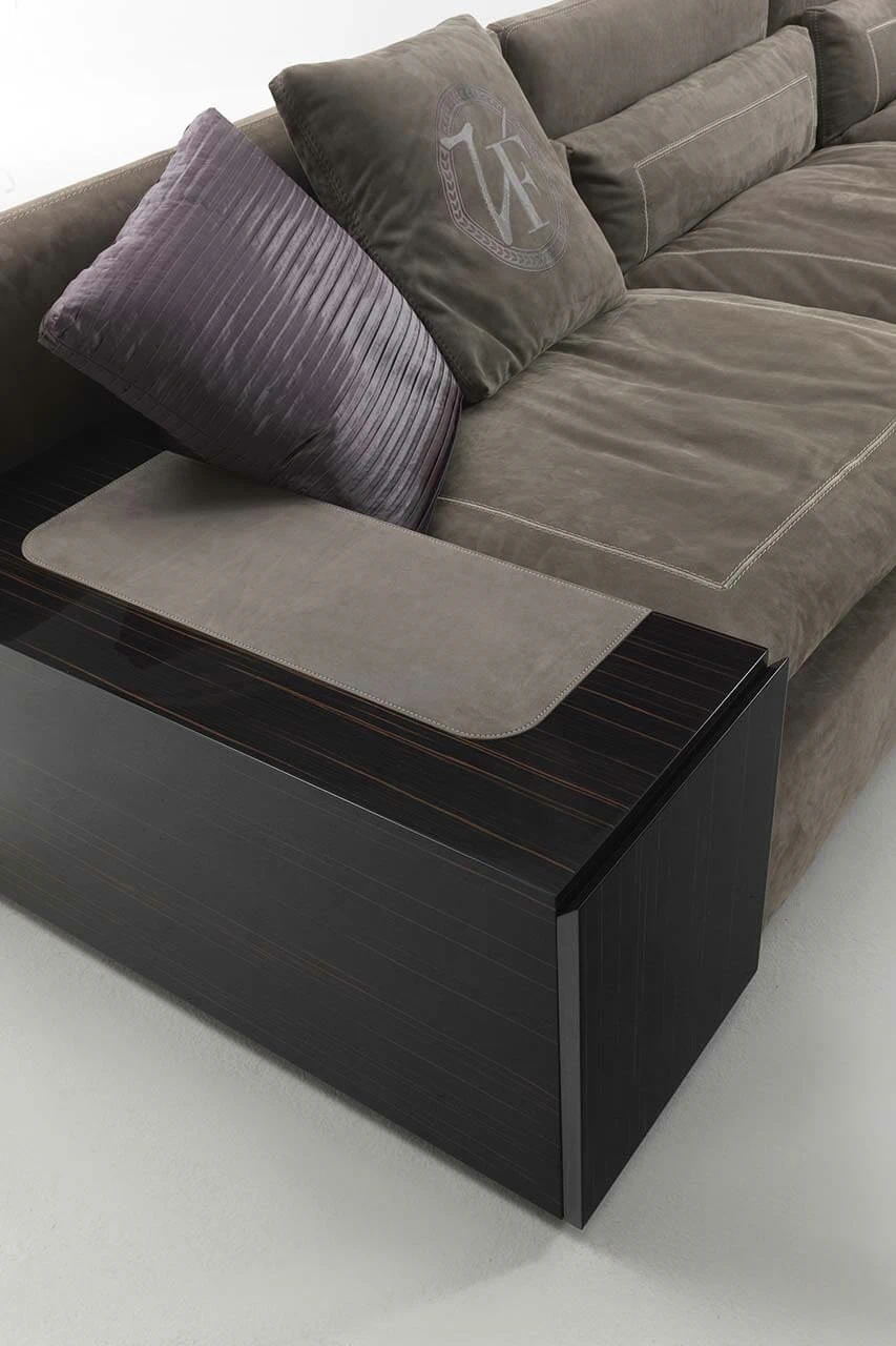 Диван Savoia — Vittoria Frigerio, кожа, фото 4