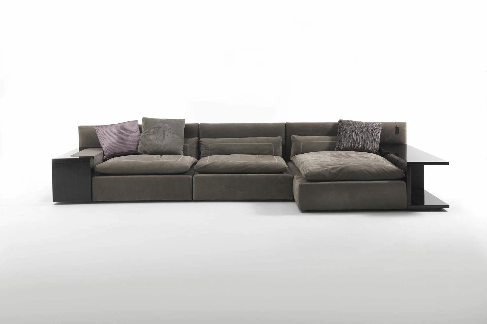 Диван Savoia — Vittoria Frigerio, кожа, фото 5